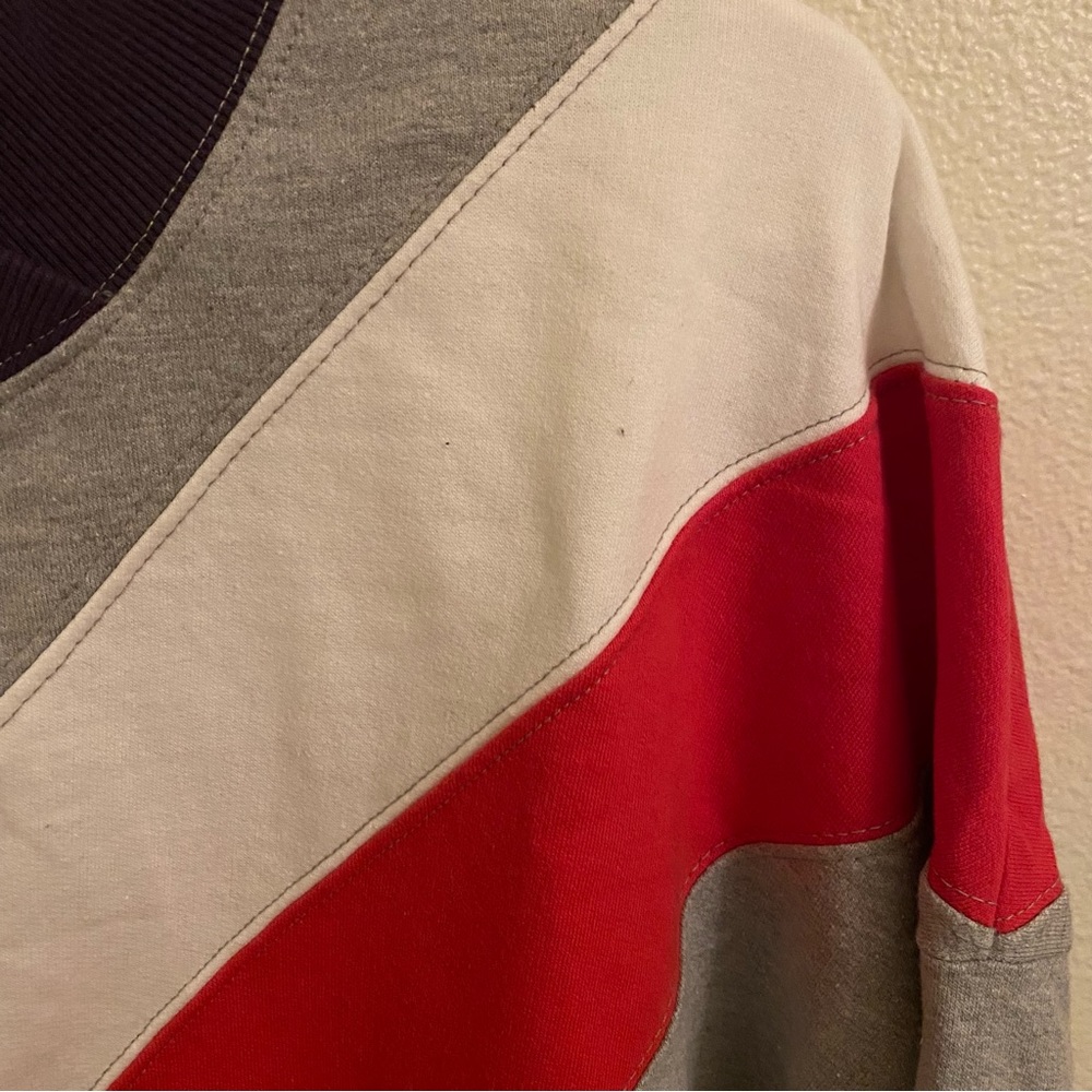 bdg sweatshirt - Picture 3 of 4